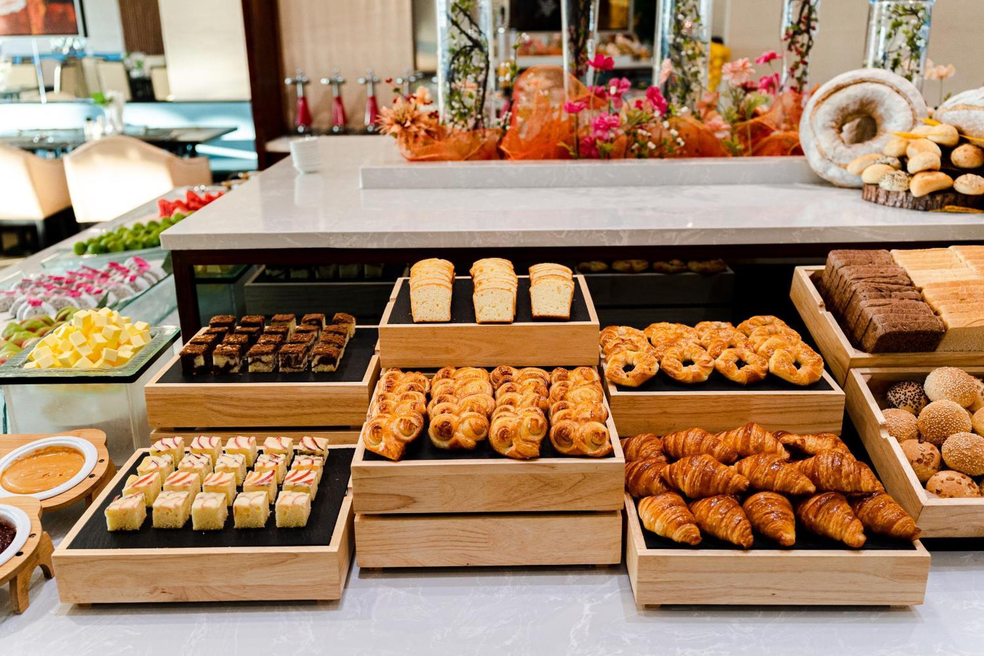 Brilliant Hotel - Afternoon Tea Inclusive Da Nang Exterior photo